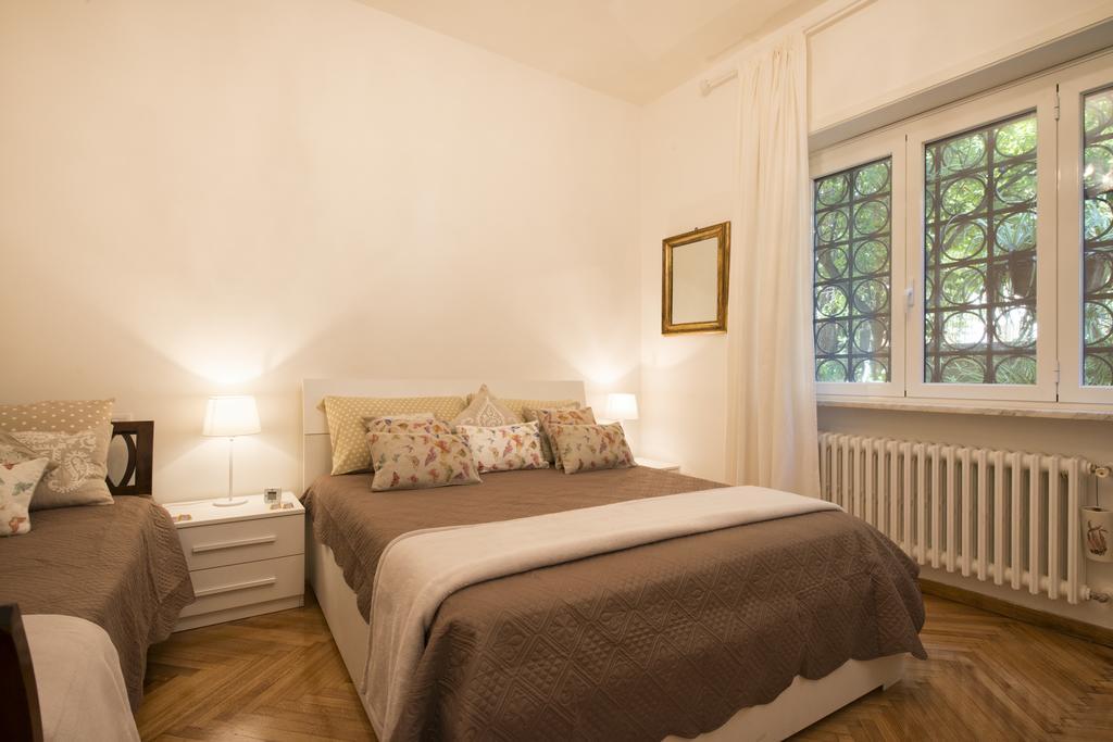 Apartment Vatican 307 *