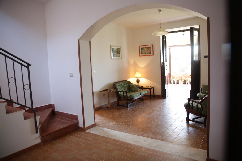 Grappoli Di Sole Farm stay *