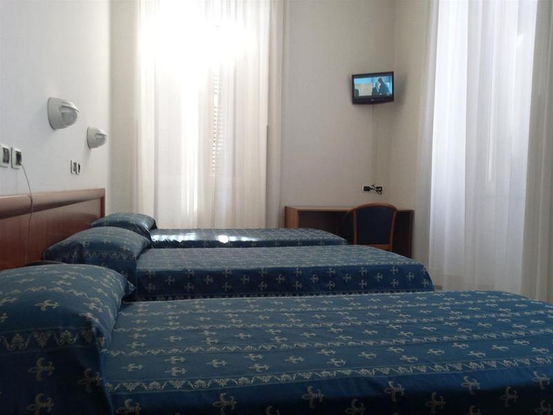 Maria Rosa Molas - Casa Per Ferie 3*