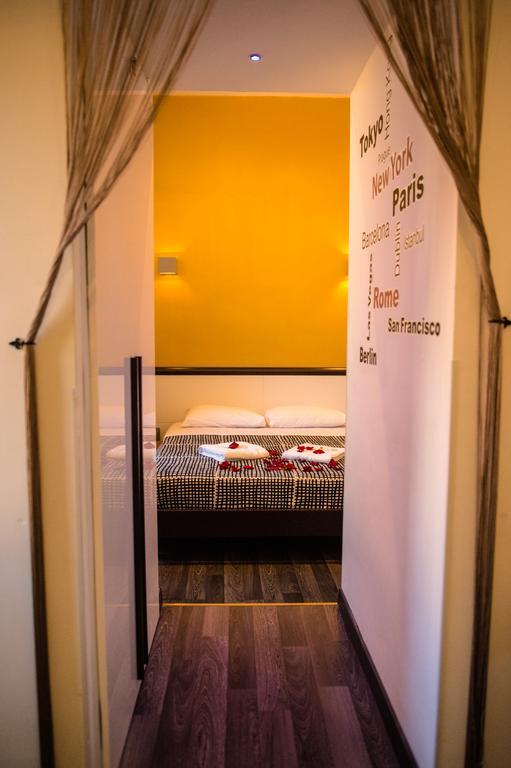 Chroma Exy - Chroma Italy Guest house 2*