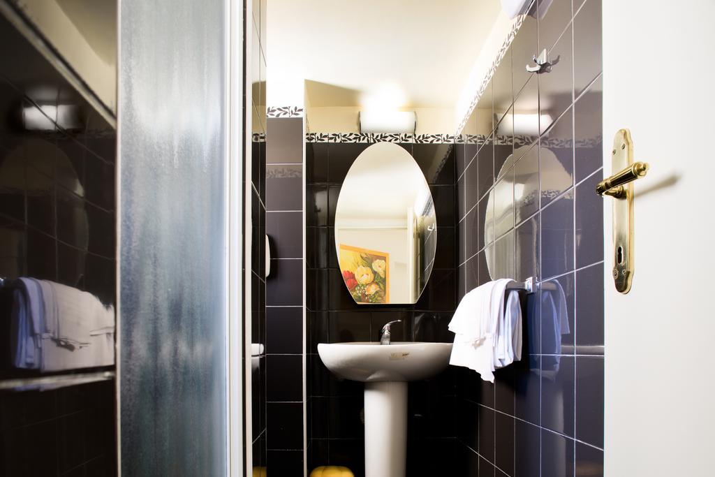 Residenza Cernaia Guest house Rome