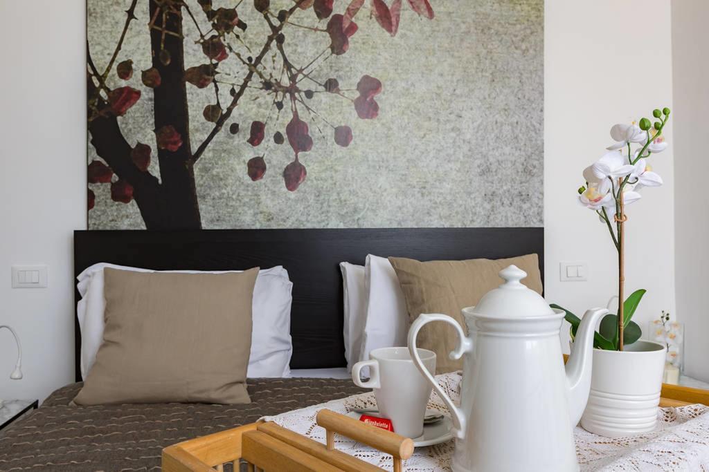 The Royal Crown Apartment *