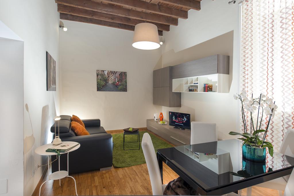 Appartamento Fl Charming Flat In The Heart Of Trastevere Roma