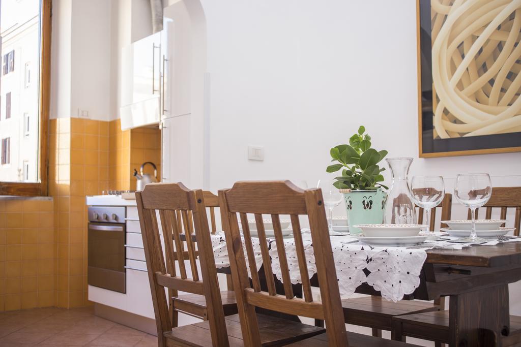Chic Giannone Apartment Rome