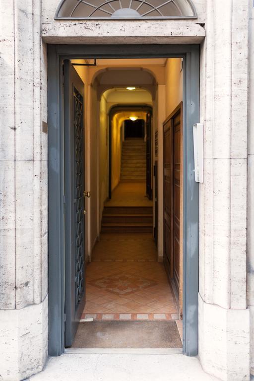 Tritone 91 Apartment *