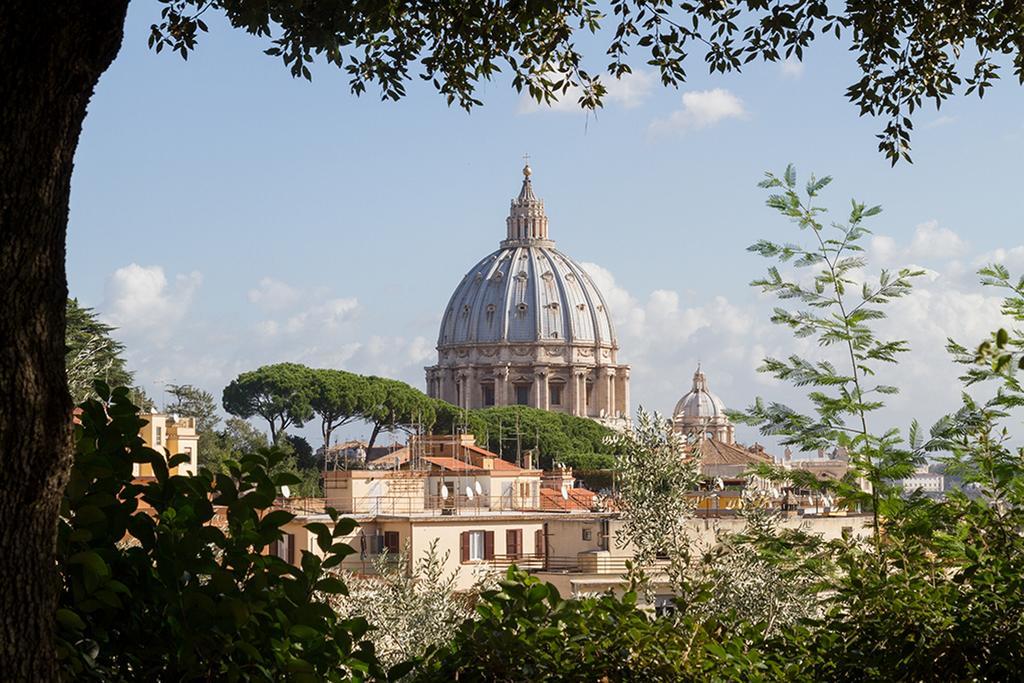 Ai 2 Papi 2* Rome