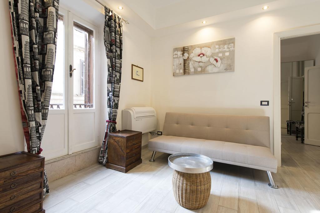 Apartment As You Feel - Teatro Valle *