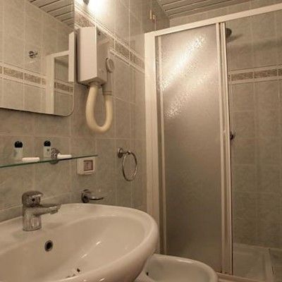 Embassy 3* Roma