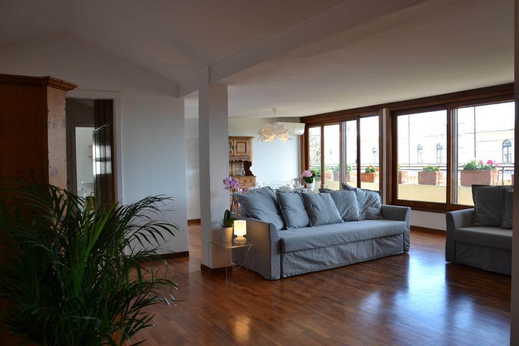 Appartamento Penthouse Cardello Colosseum *