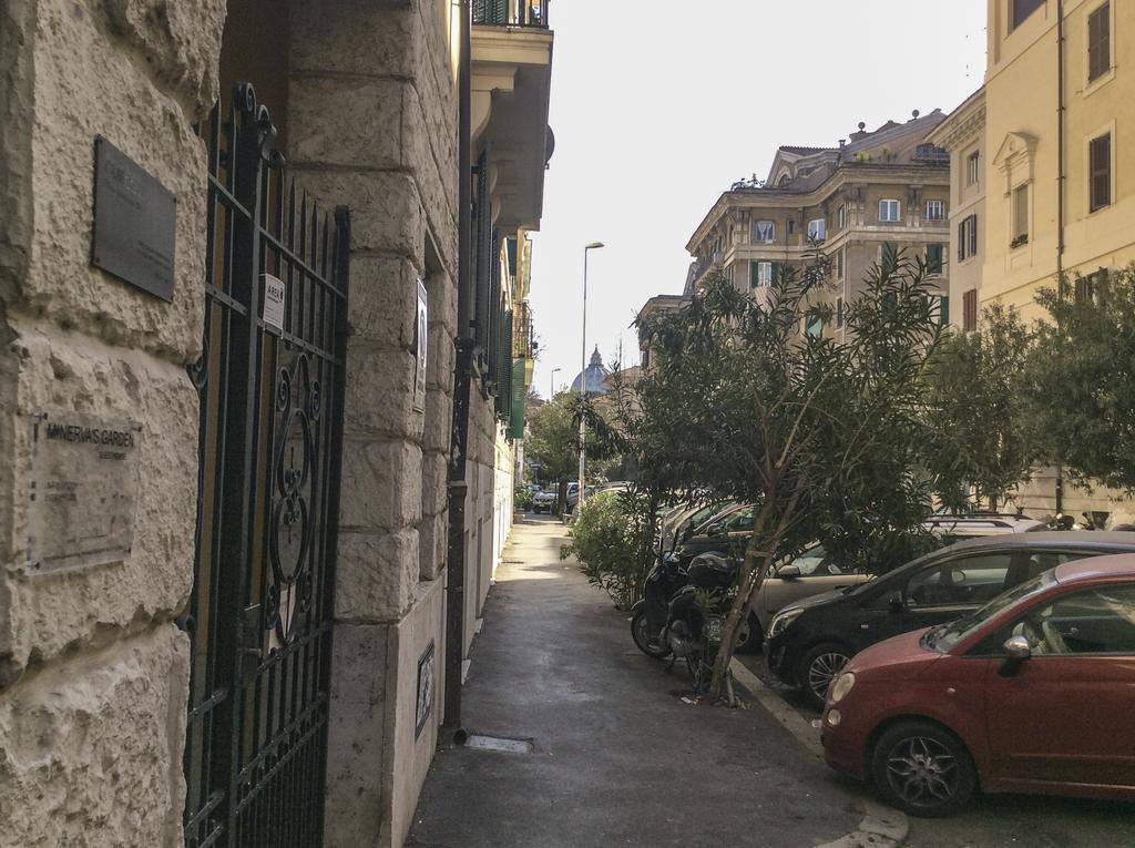 Chic Giannone Apartment Rome