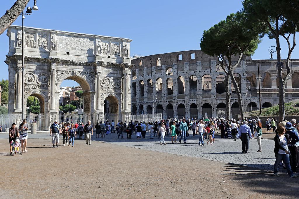 Adorasuite 2 2* Rome