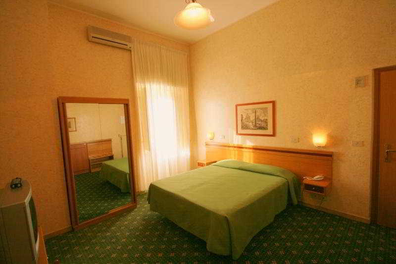Embassy Hotel Roma