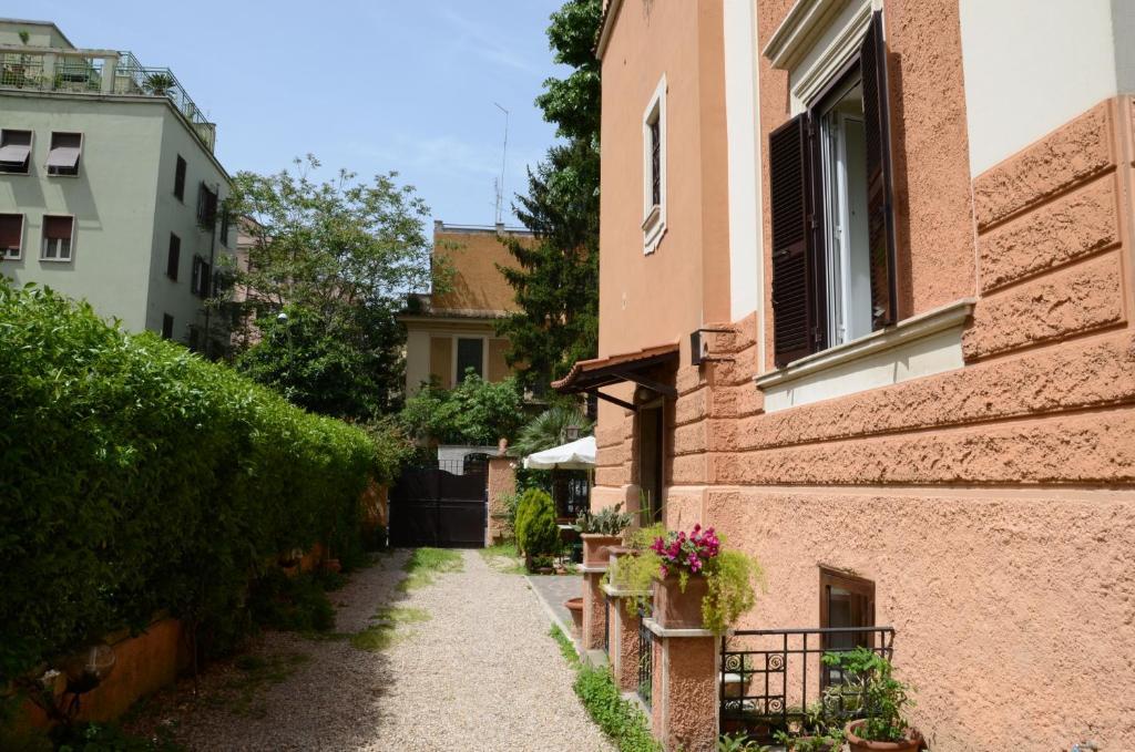 A Vinicius Et Mita Bed & Breakfast Rome