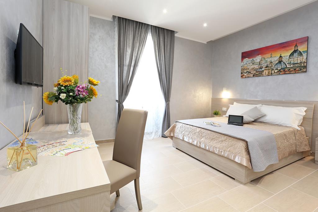 Adorasuite 2 2* Rome