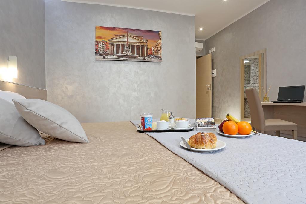 Adorasuite 2 Guest house 2*