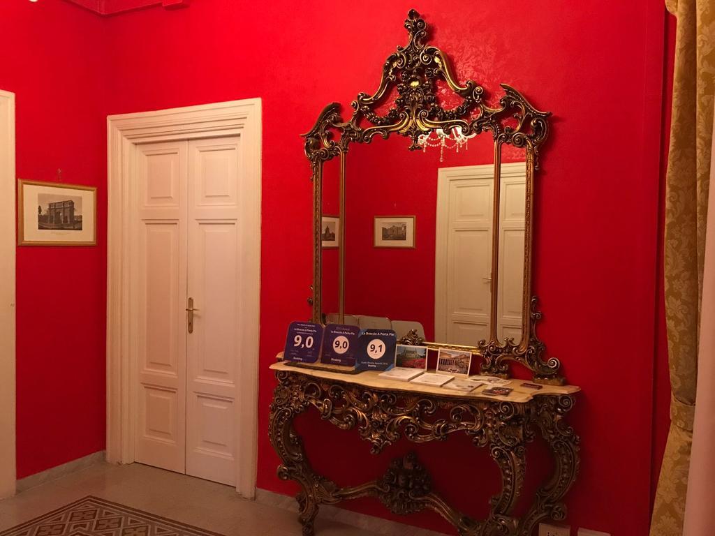 La Breccia A Porta Pia Bed & Breakfast Rome