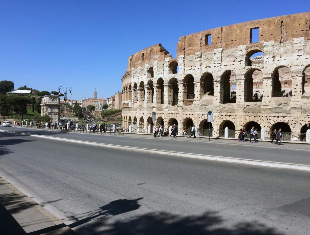 Domus Regina Colosseo Apartment Rome