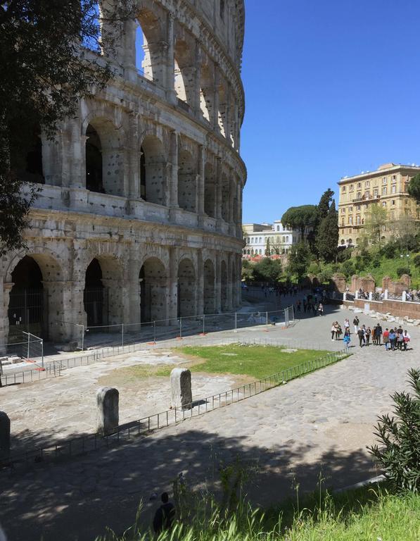 Domus Regina Colosseo Apartment Rome