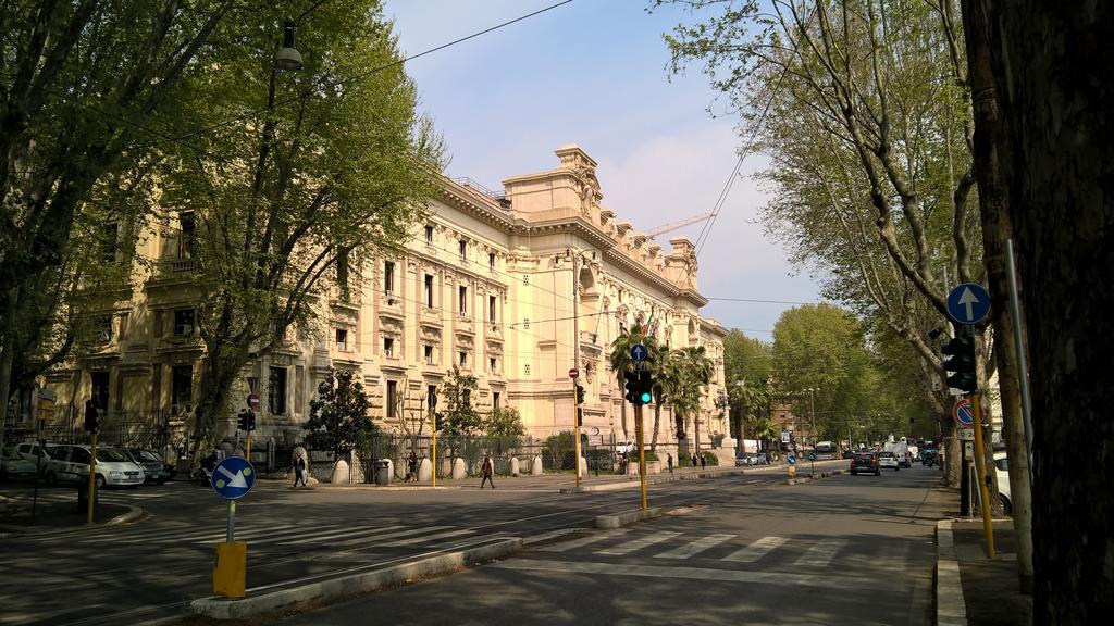 Capital Flat 9-a Rome