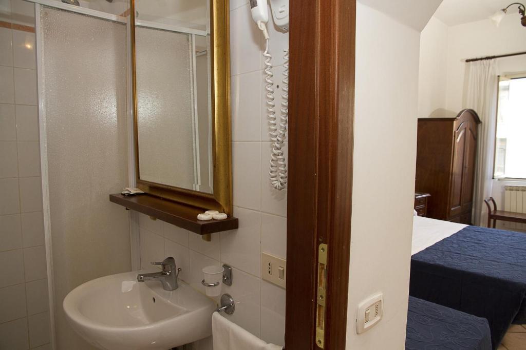 The Bluehostel Rome