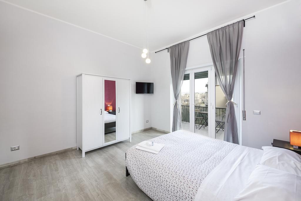 Bed & Breakfast To You- The Place To Be&b