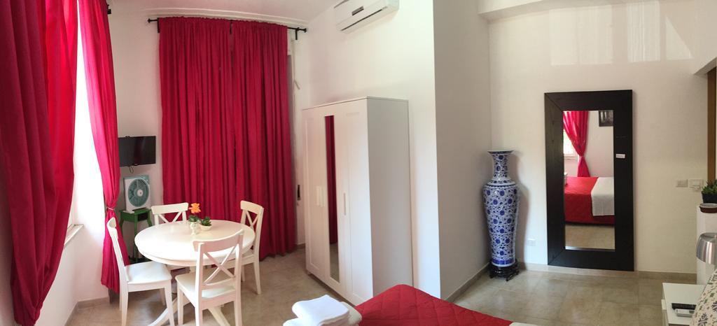 Gateway Guest house 2*