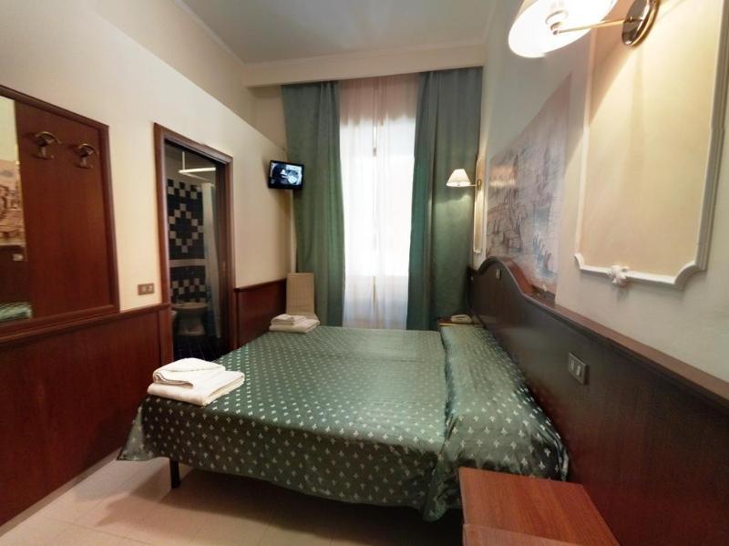Cambridge Hotel Rome