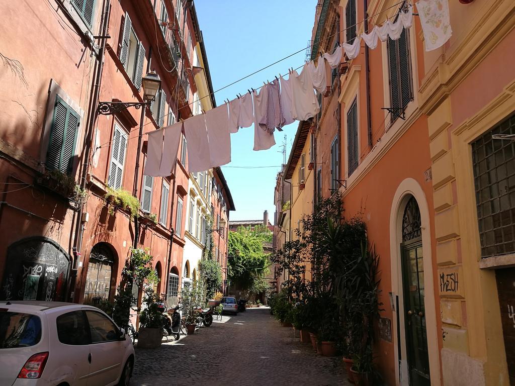 The Kiss Apartment Rome