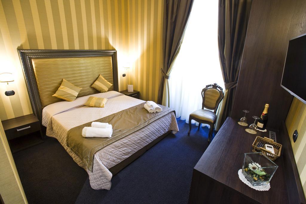 Guest house Nice Rome Holiday 4*