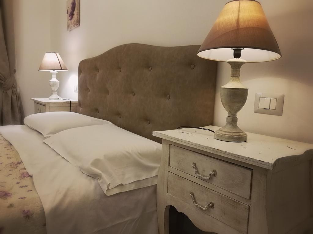 Urbana Guest house