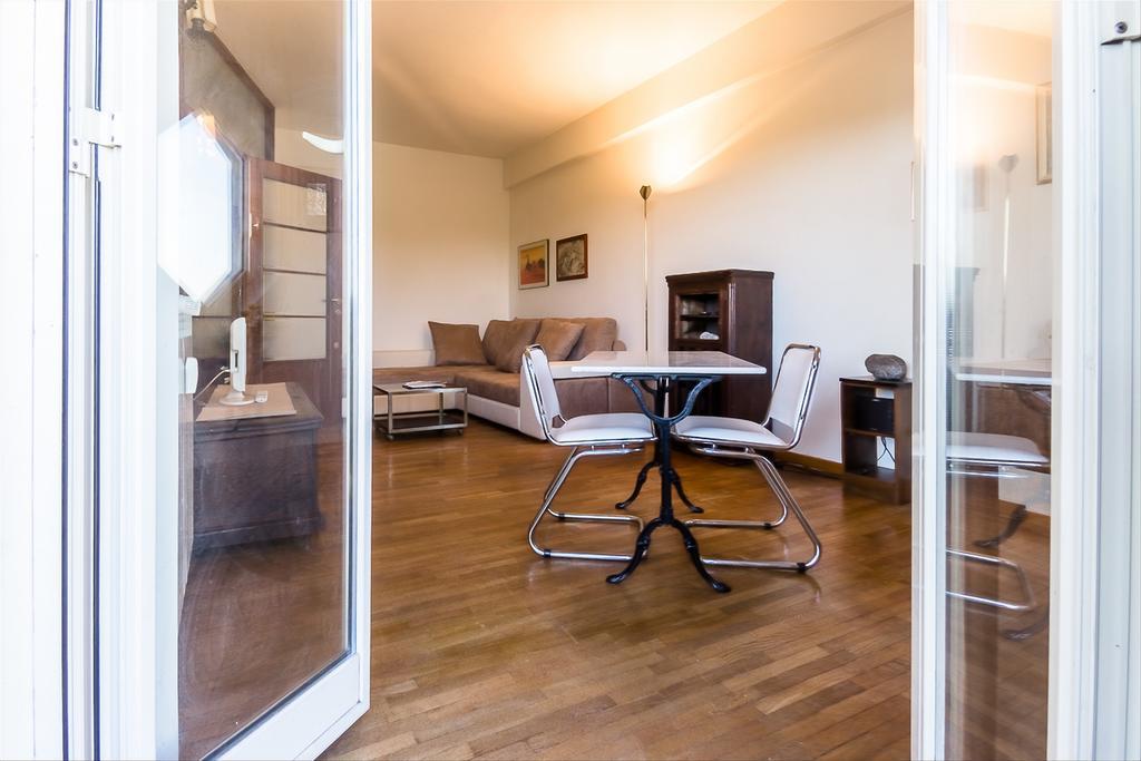 Porta Portese Apartment *