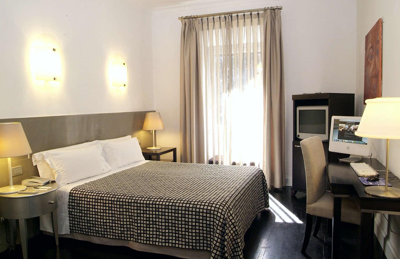 Guest house Residenza A -via Veneto Fashion -self Check-in Rome