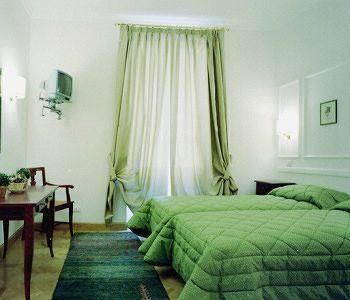 Domus Mazzini Bed & Breakfast 2*
