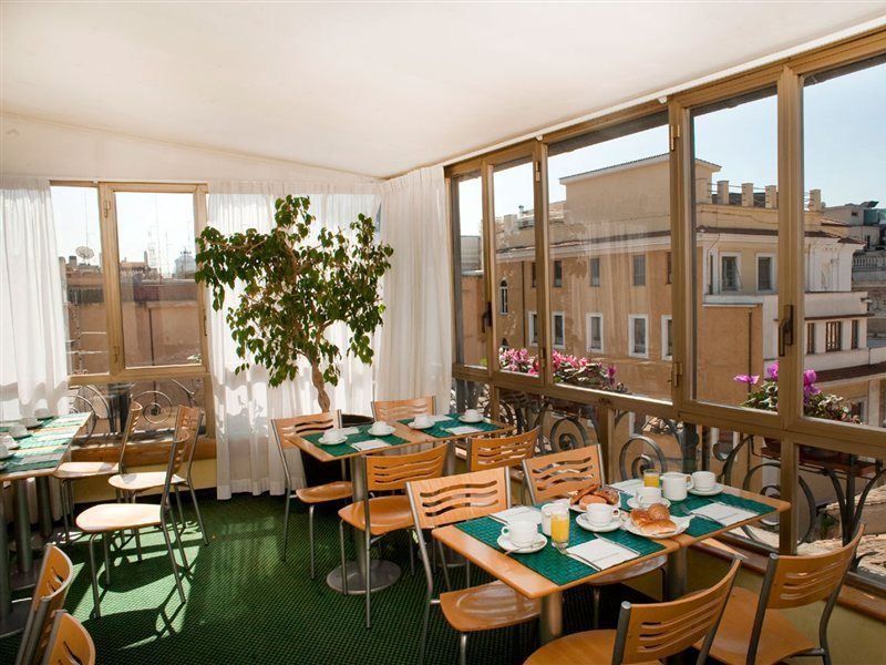 Tritone Hotel Rome