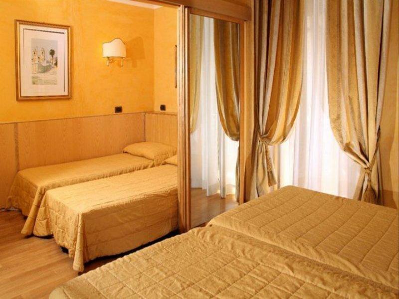 Oxford 4* Rome