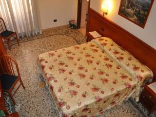 Guest house Paramount