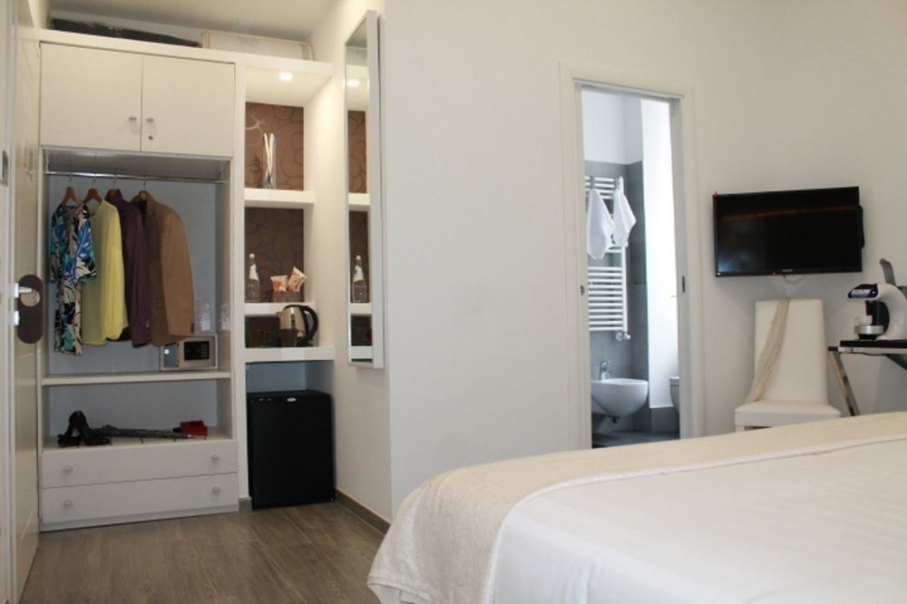 Guest house Elenoire & 3*