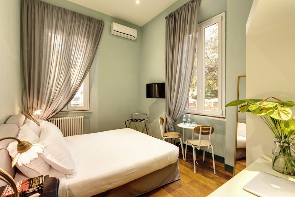 Tree Charme Trilussa Bed & Breakfast 2*
