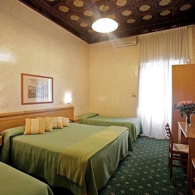 Embassy Hotel Roma