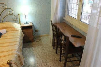 Andrea's Roma