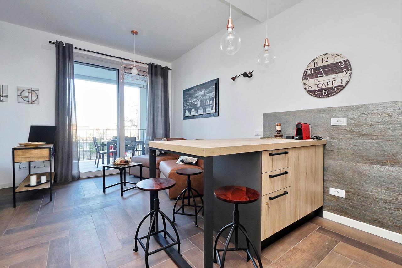 Ych-delizioso Monolocale Con Terrazzo