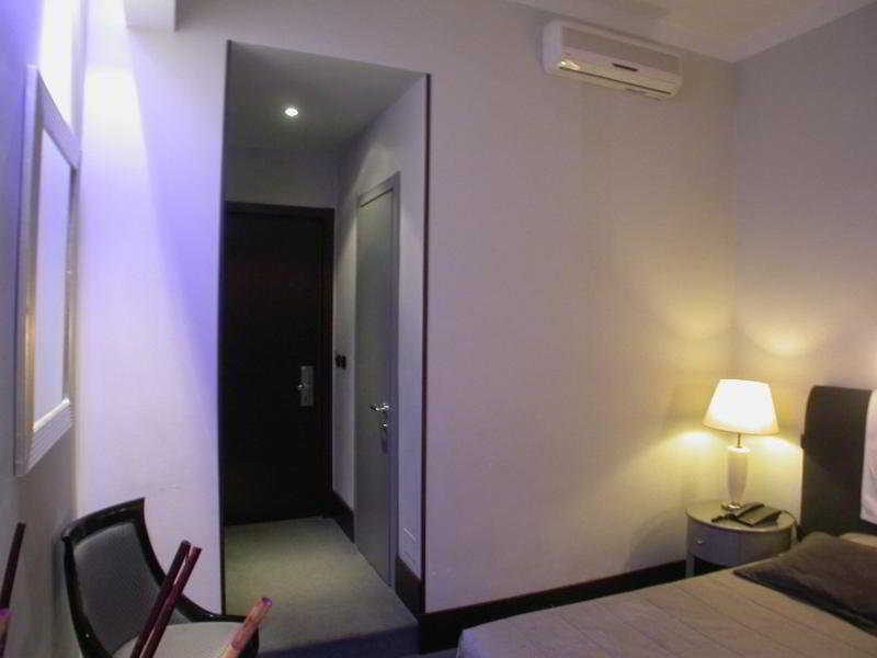 Giuggioli 3* Rome