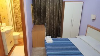 Domus Aurora Guest house 3*