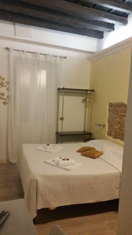 Navona First Guest house 2*
