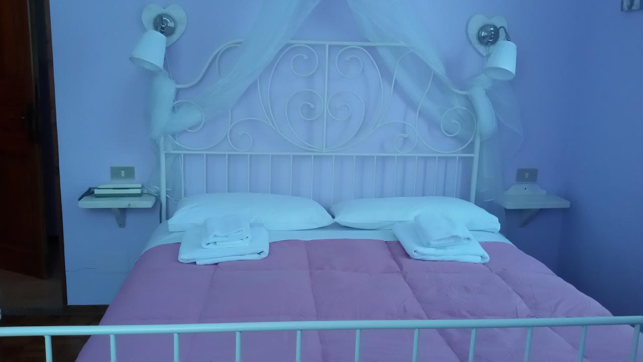 Nonaj Hotel *
