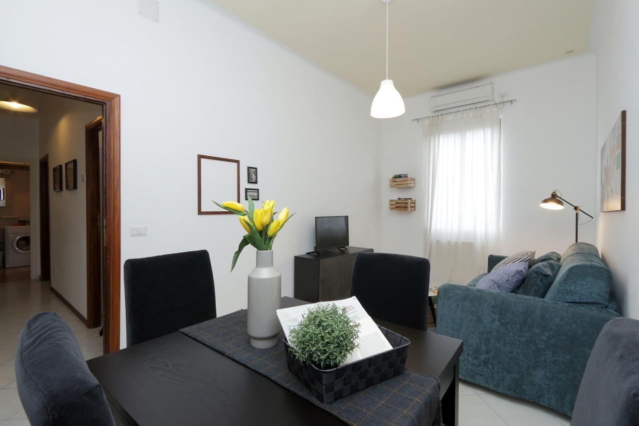 Central San Lorenzo Apartment *