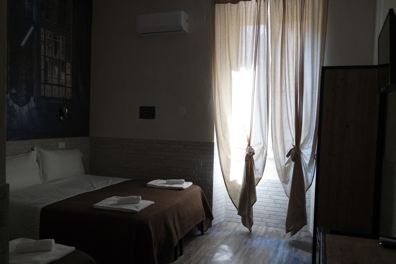 Hotel Agora 3*