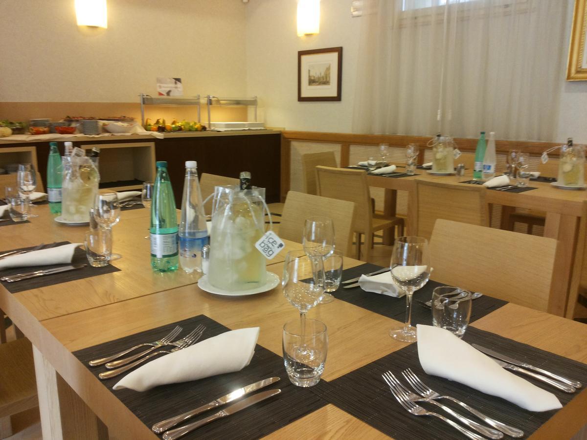 Domus Australia 4* Rome