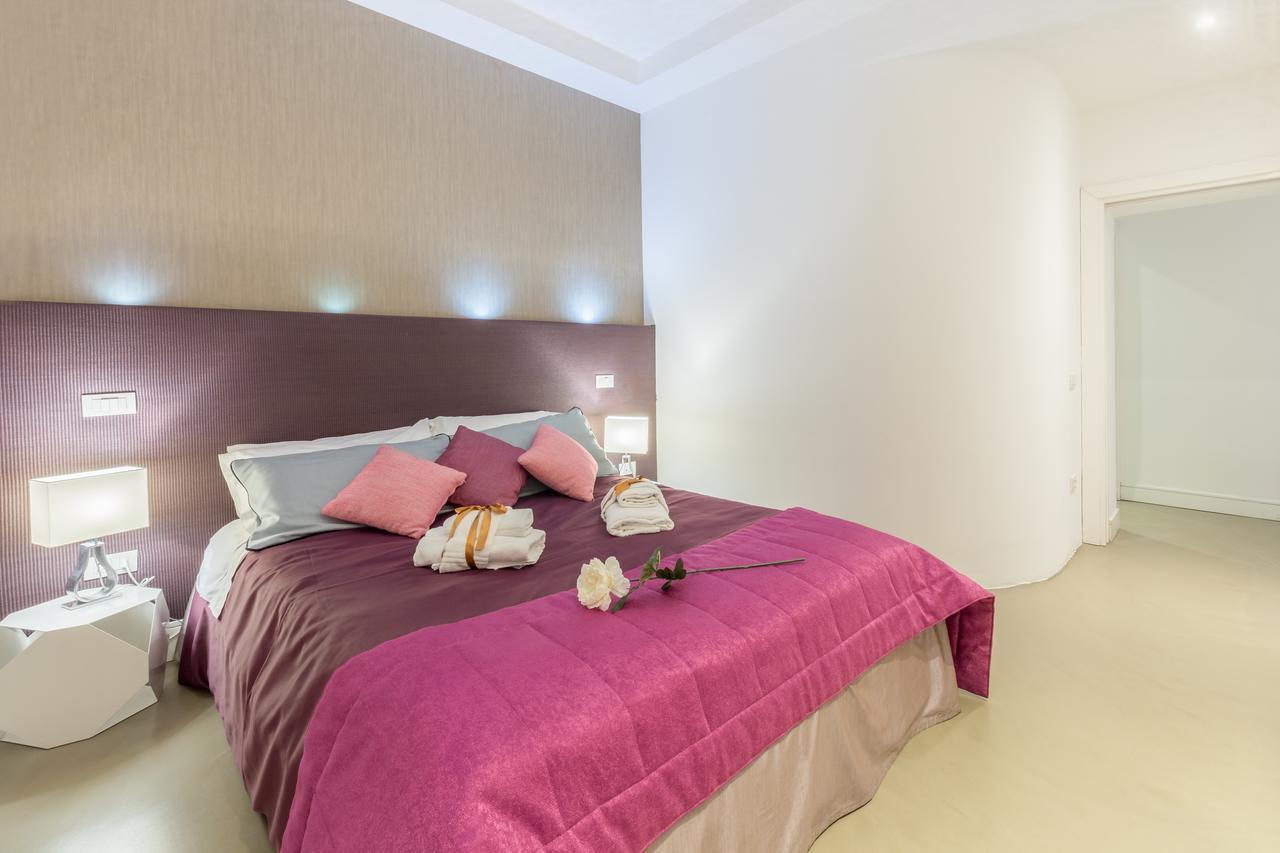 Silver Spanish's Steps Apartment Rome