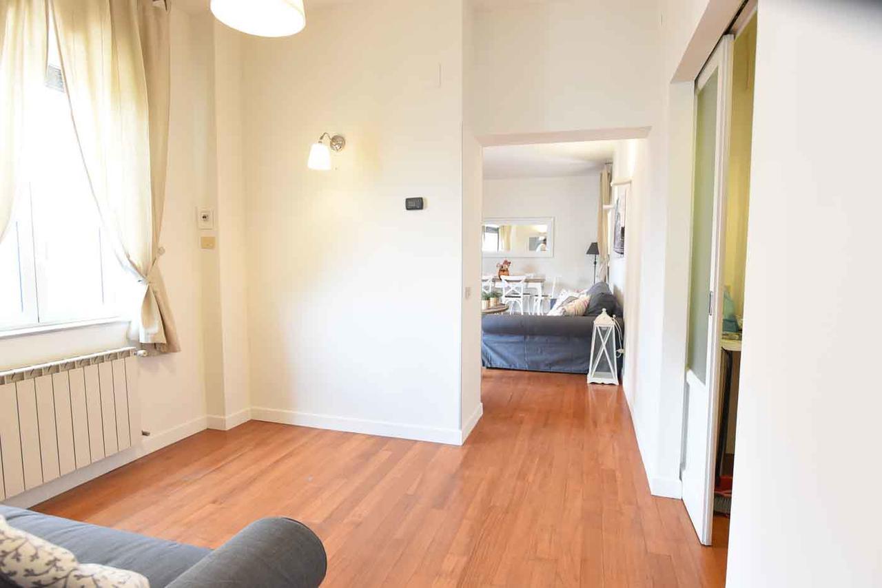 Apartment Romantic Flat Near Metro Flaminio Rome